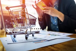 ban-hang-tren-san-thuong-mai-dien-tu