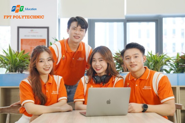 ly-do-sinh-vien-chon-nganh-marketing-cao-dang-fpt