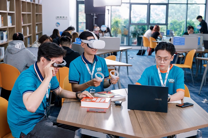 so-luoc-doi-net-ve-nganh-marketing-ueh