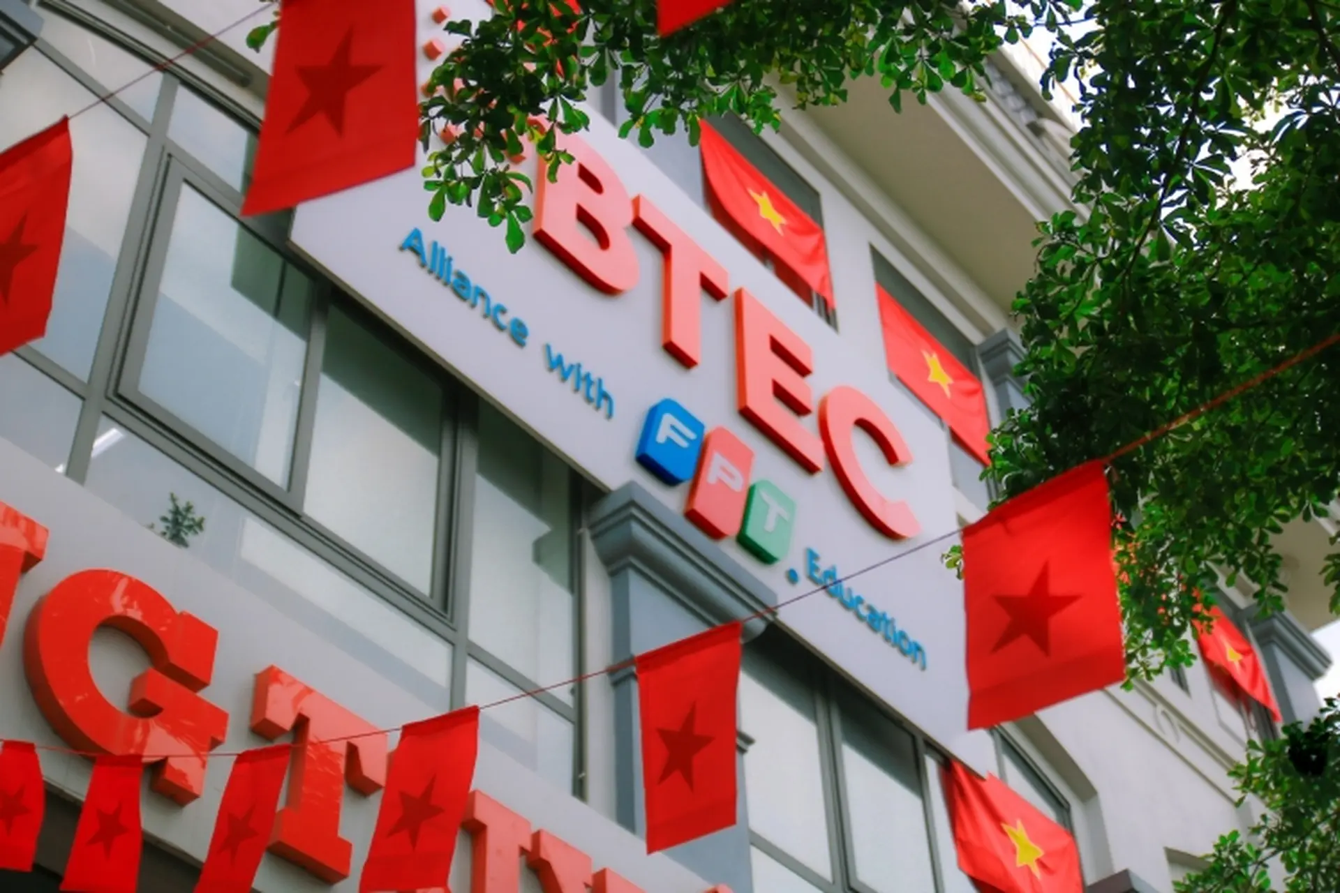 cao-dang-anh-quoc-btec-fpt-da-nang